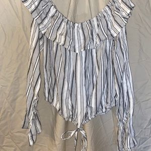 Off Shoulder Top TILLYS